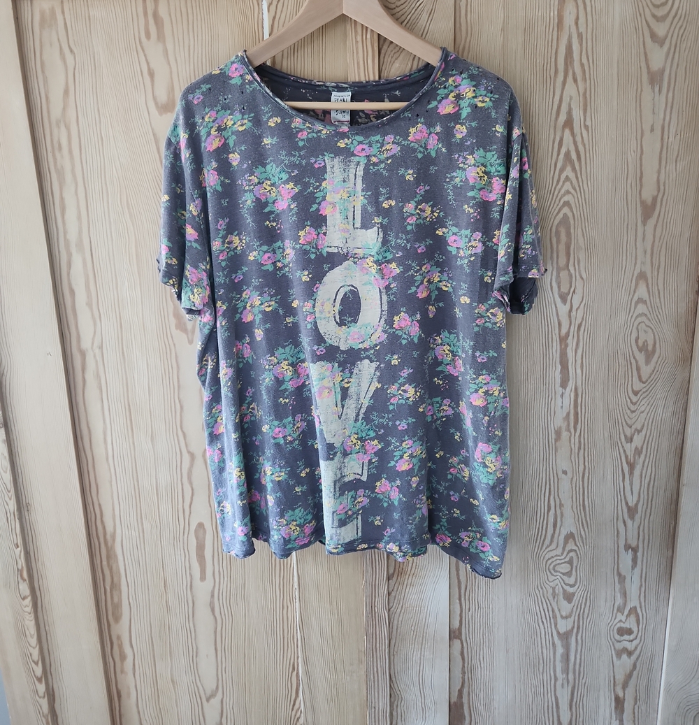 Magnolia Pearl Circus Floral Tee - Ramon